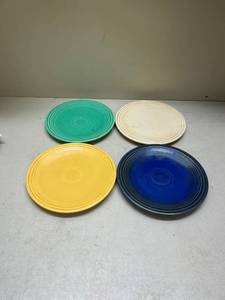 lot 381 image: Fiesta Dinner Plates Set of 4