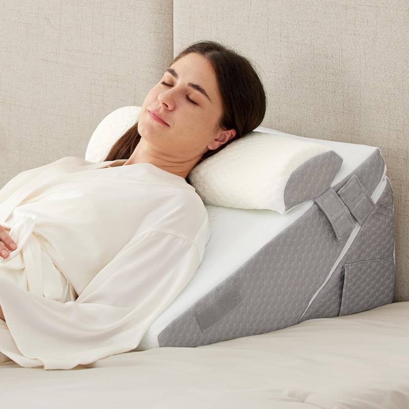 lot 141917 image: 3PCS Wedge Pillow Set for After Surgery, Wedge Pillow Headboard, Adjustable 9&12 Inch Sleeping Wedge, Acid Reflux, Orthopedic Pillow Wedge for Back Pain Relief, Gerd, WhiteGrey