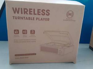 lot 16753 image: Bluetooth Wireless Turntable Record Player - Retail $45