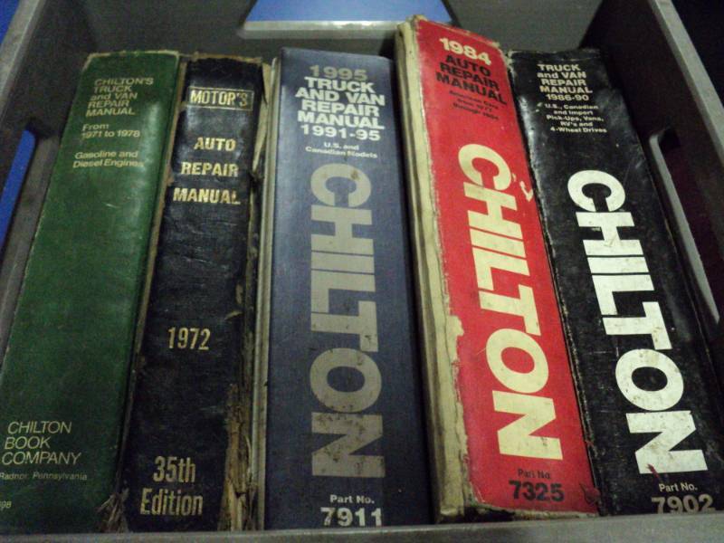 lot 3542 image: (5) ct. lot Auto Repair Manuals Chilton, Motors, Truck & Van multiple years
