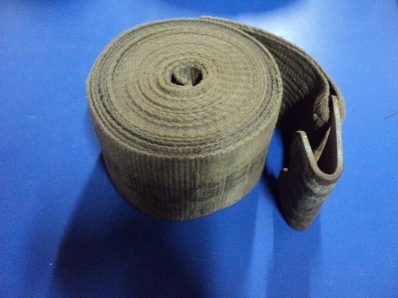 lot 3558 image: Hugger Wide Cargo Strap 4 x approx 10 
