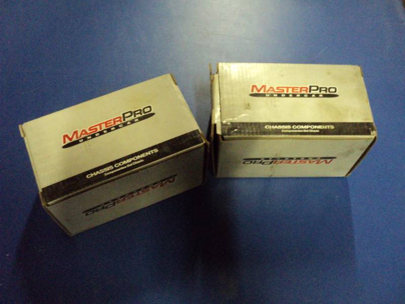 lot 3567 image: (2) ct lot Master Pro under car Lower Ball Joint K7053 B7053