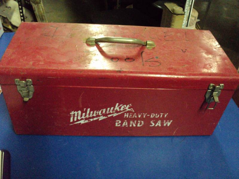 lot 3571 image: Red Milwaukee tool box, 22 x 9-12 x 9, used, broken latch with tools