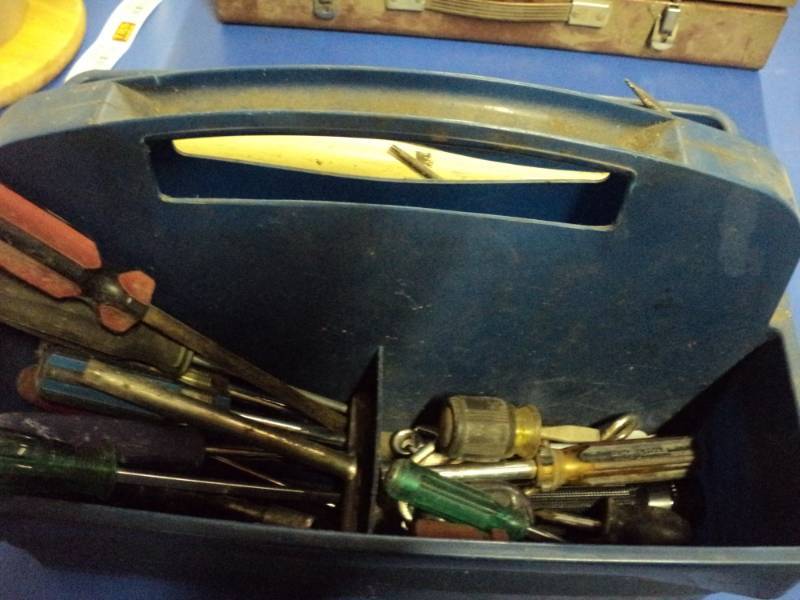 lot 3573 image: Plastic Caddy with tools screw drivers, hammers, clamp, Rigid wrench and more over 20 pieces