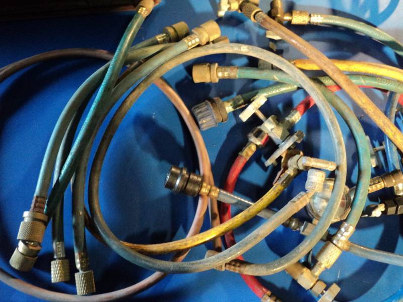 lot 3579 image: Mixed lot welding gauges, and hoses fittings, over 20 pieces