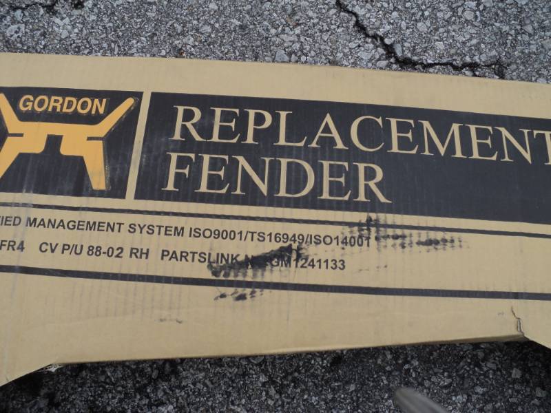 lot 3591 image: Gordon Replacement Fender CV C-10 PU 88-02 Fender GM 1241133, 1802A 99189R
