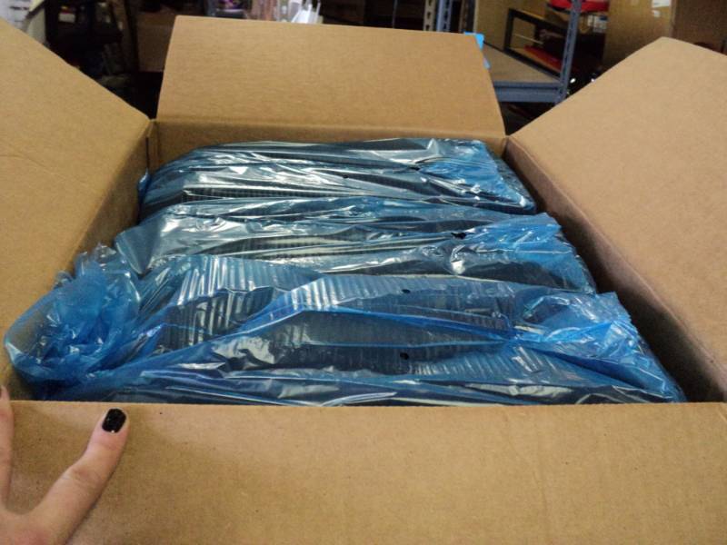 lot 3630 image: (1) case GPC Food Tray, black 3-compartment, thin plastic, trays are 6-12 x 8-12 x 2, 390 trays total in case