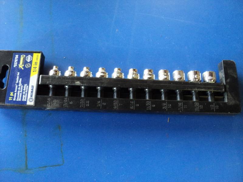 lot 3688 image: Kobalt Xtreme Access Socket set 14 drive, 11 piece