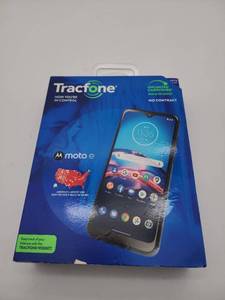 lot 56914 image: TracFone Motorola Moto e