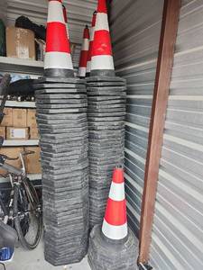 lot 101 image: LOT OF 40 - 28-inch Red Black and White Traffic Safety Cones - LOT OF 40