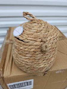lot 120 image: BOX OF 12 NEW Decorative Woven Beehive Storage Container - Retail $5 Each