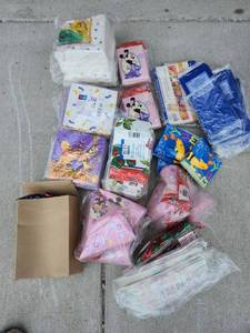lot 132 image: Kids Party Supply Bundle - Minnie Mouse - Pooh and Friends - Barney and Friends - And More