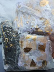lot 136 image: Decorative Gold Leaf and Stars Gift Bags