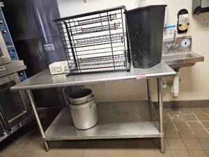 lot 15605 image: Commercial Restaurant Prep Table W Contents