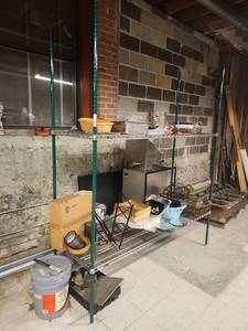 lot 15635 image: Restaurant Items Including Wicker Baskets, Stainless Steel Hotel Pans, Champagne Bucket, and More