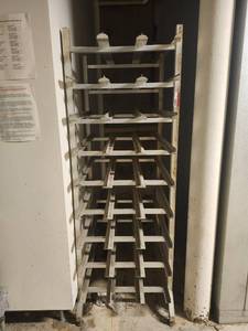 lot 15651 image: Commercial Aluminum Pan Rack