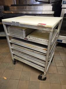 lot 15652 image: Commercial Kitchen Speed Rack Cart
