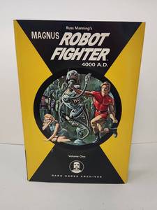 lot 105 image: Magnus Robot Fighter 4000 A.D. Volume One Dark Horse Archives