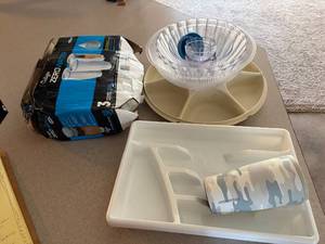 lot 1024 image: Culligan Zero Water Filter, Bowls, Tupperware & Miscellaneous-- K