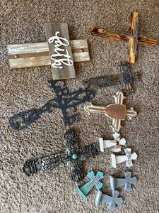 lot 1055 image: Decorative Crosses x 11-- DR
