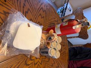 lot 1062 image: Fire Extinguisher, Anheuser Busch Water, Filters & Vase-- DR