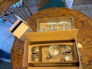 lot 1063 image: Santa Fe Pitcher & Glasses x 12-- DR
