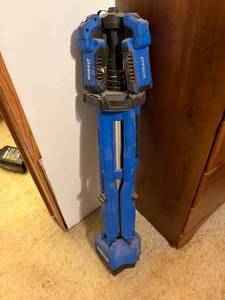 lot 1079 image: Kobalt Tower Light-- BR2