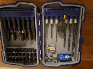 lot 1087 image: Kobalt Bit Set-- BR2