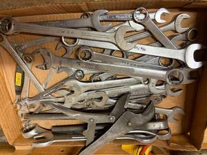 lot 1236 image: Flat of Wrenches-- ShopEW