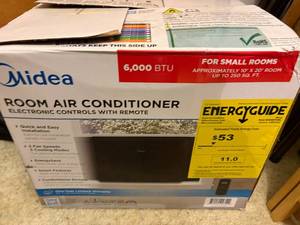 lot 1093 image: Midea Room Air Conditioner (New in Box)--BR2C
