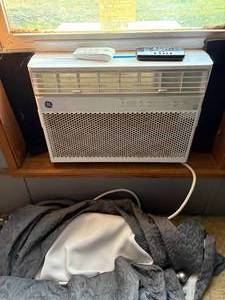lot 1105 image: GE Window AC Unit-- MBR