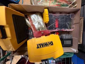 lot 1113 image: Dewalt Drill Bits & More-- WW