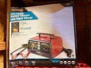 lot 1154 image: Battery Charger-- Shop