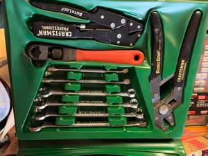 lot 1176 image: Craftsman Wrench Set in Green Case-- CS