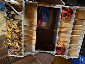 lot 1227 image: Philson Metal Tackle Box-- ShopEW