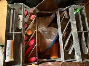 lot 1228 image: Metal Tackle Box & Contents-- ShopEW