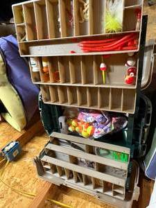 lot 1229 image: Tackle Box & Contents-- ShopEW