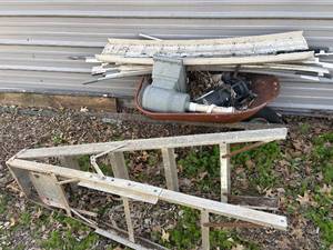 lot 1264 image: 5 Aluminum Step Ladder, Wheelbarrow & Miscellaneous--Behind CP