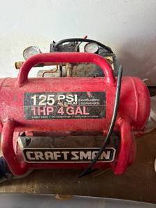 lot 1273 image: Craftsman 125 PSI Air Compressor-- S