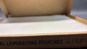 NEW Scotch Thermal Laminator (powers up) with Laminating Pouches