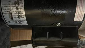 lot 61992 image: Vecyor Single Phase Induction Motor as is no return on this item