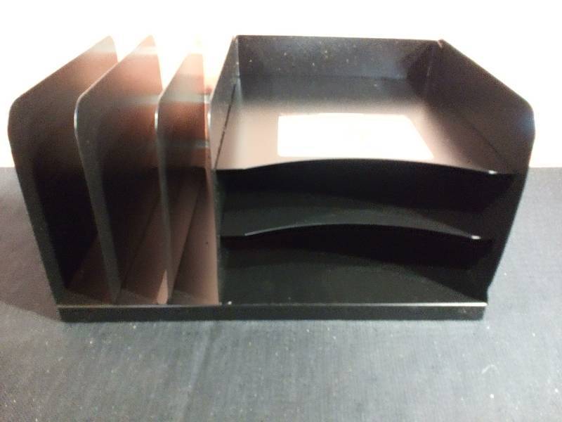 lot 20 image: Steel Combination DeskOffice Organizer