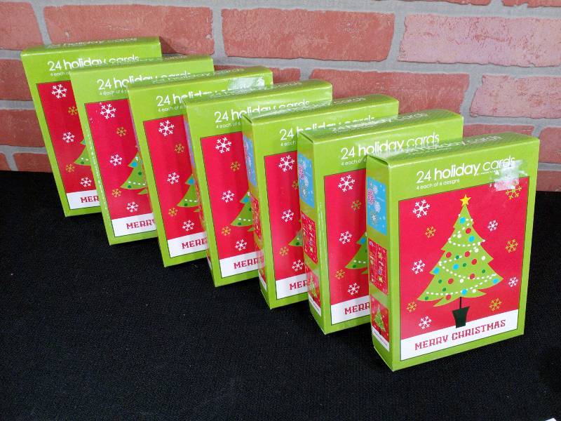 lot 35 image: Paper Magic Holiday Christmas Greeting Cards