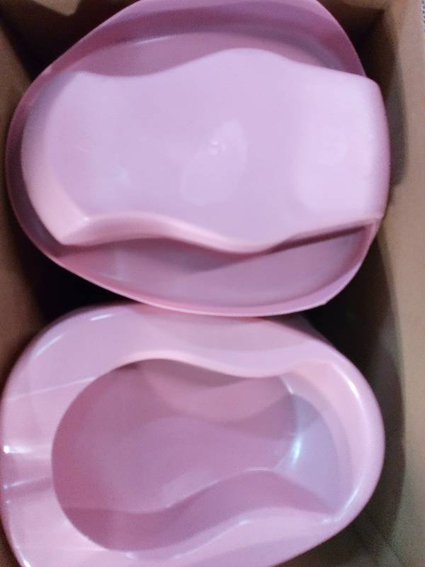 lot 49 image: Medegen Pontoon Style Bed Pans