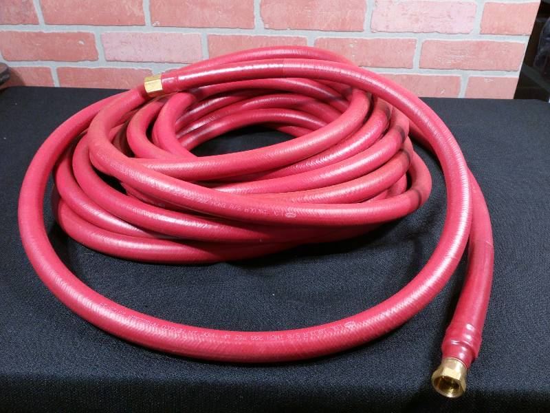 lot 82 image: Gates Hydraulic Hose