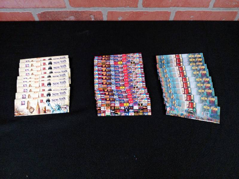 lot 114 image: New York Souvenir Photo Magnets
