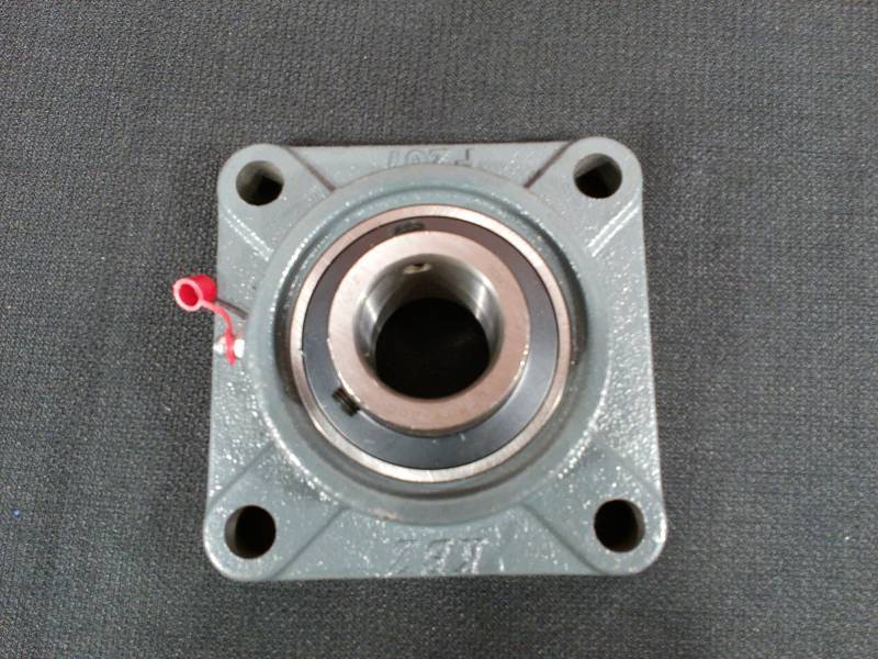 lot 146 image: Maxim Replacement Monroe & Swenson Four-Bolt Flange Bearing 1 14 Bore