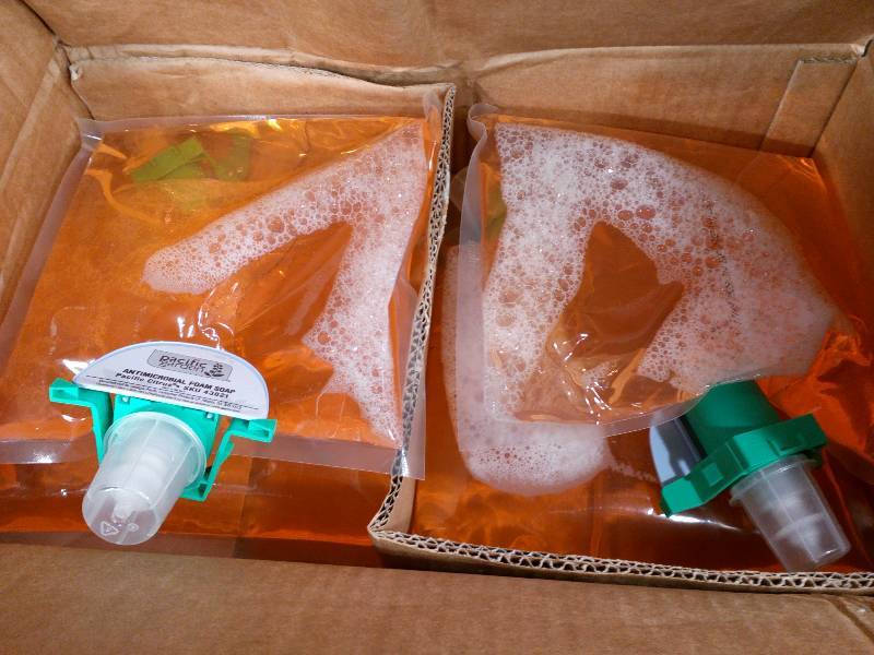 lot 202 image: Pacific Garden Antimicrobial Foam Soap