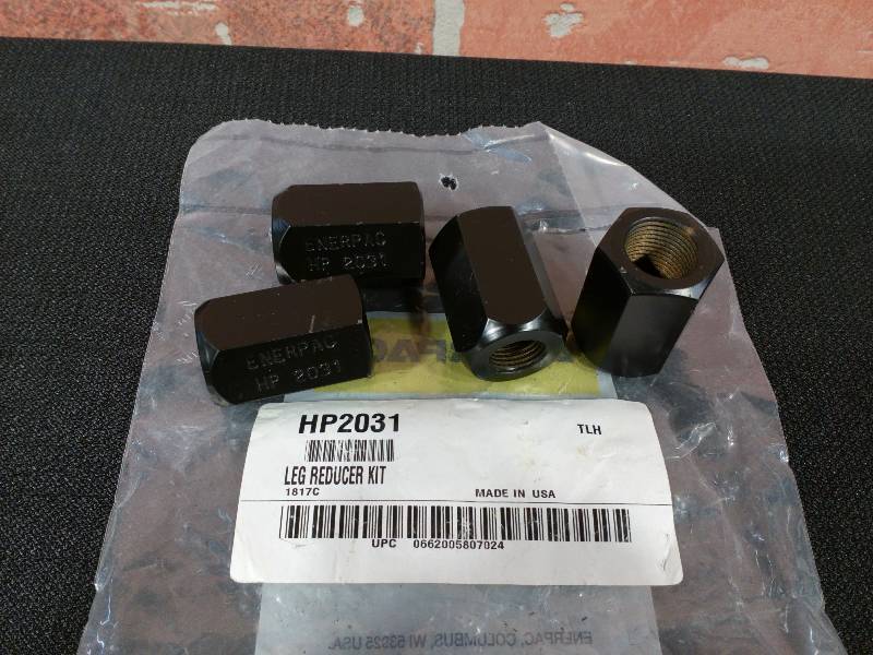 lot 231 image: Enerpac Leg Reducer Kit