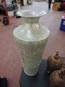 lot 25214 image: Mosaic Glass Floor Vase